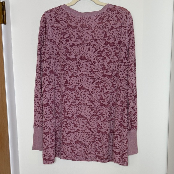 Maurices Mauve Patterned Long Sleeve Top Size 2 - Picture 8 of 13